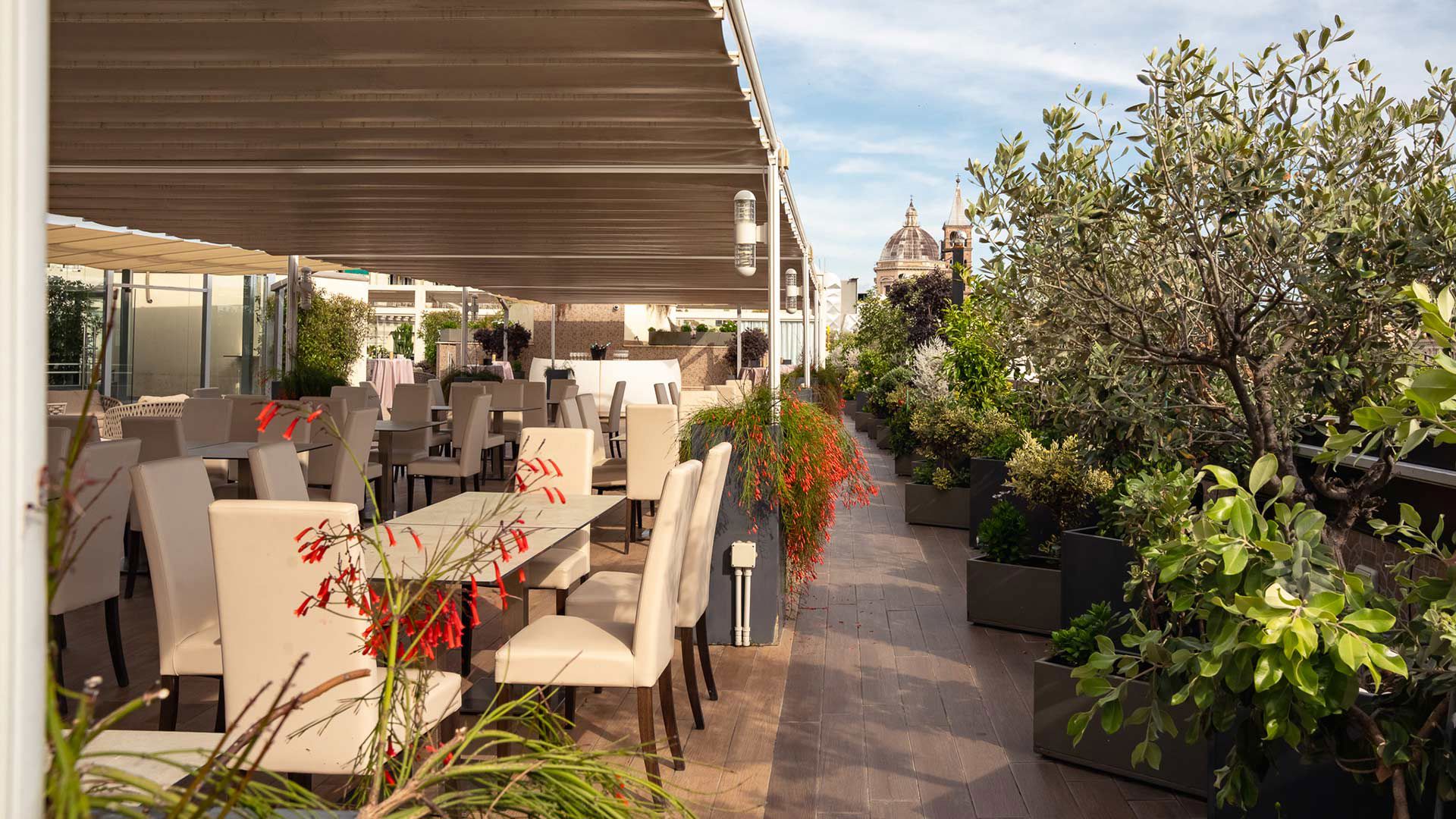 Hotel Near Colosseum With Meeting Rooms