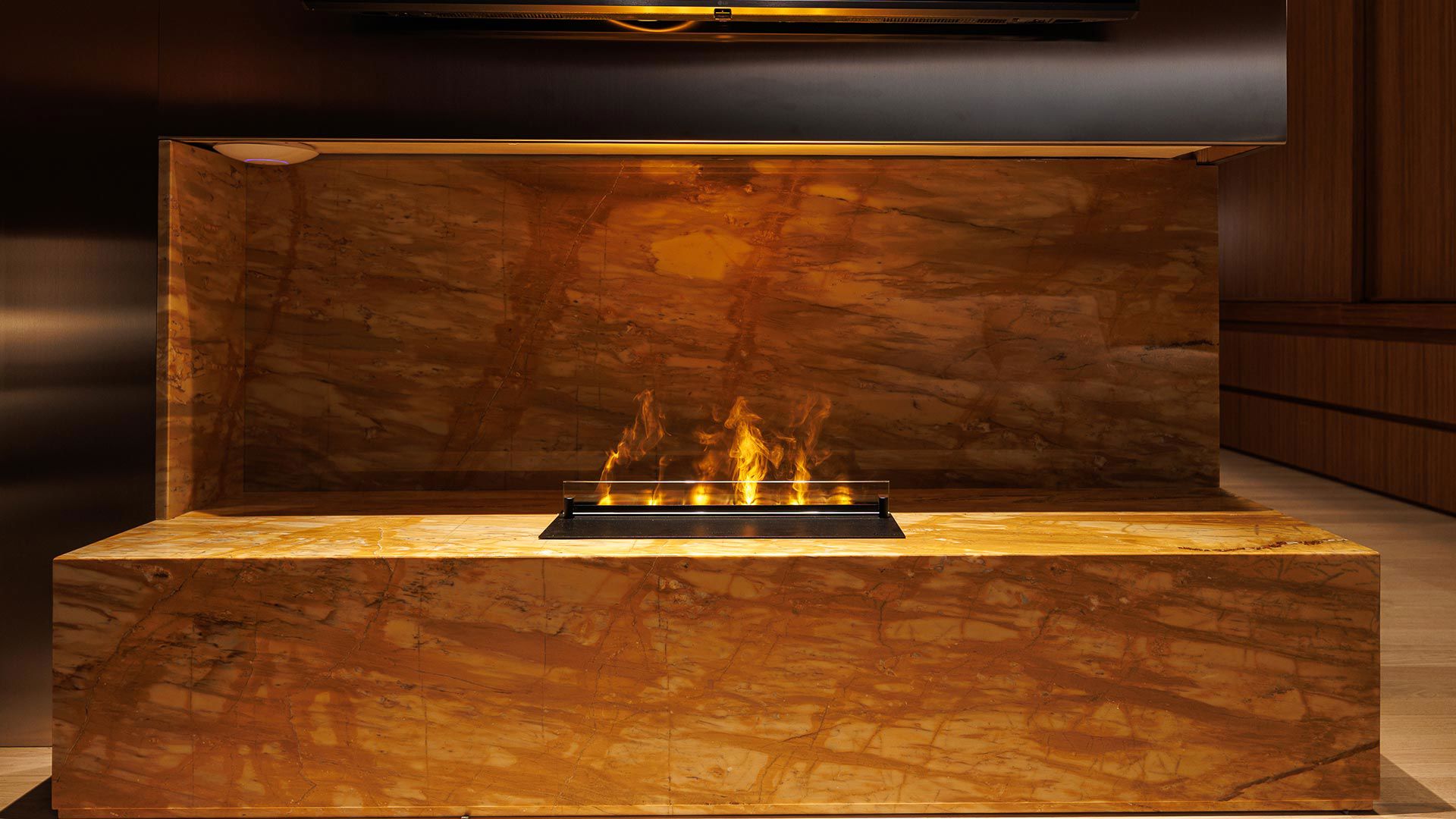 Giallo Siena Suite 3