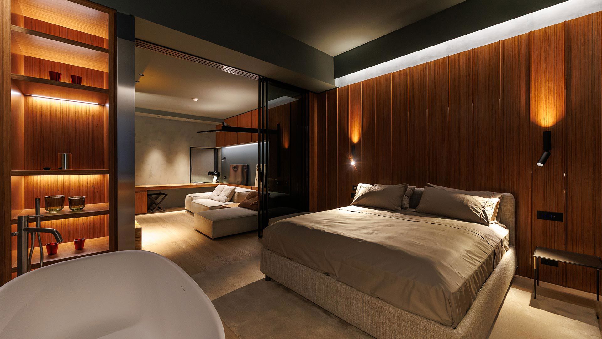 Giallo Siena Suite 1