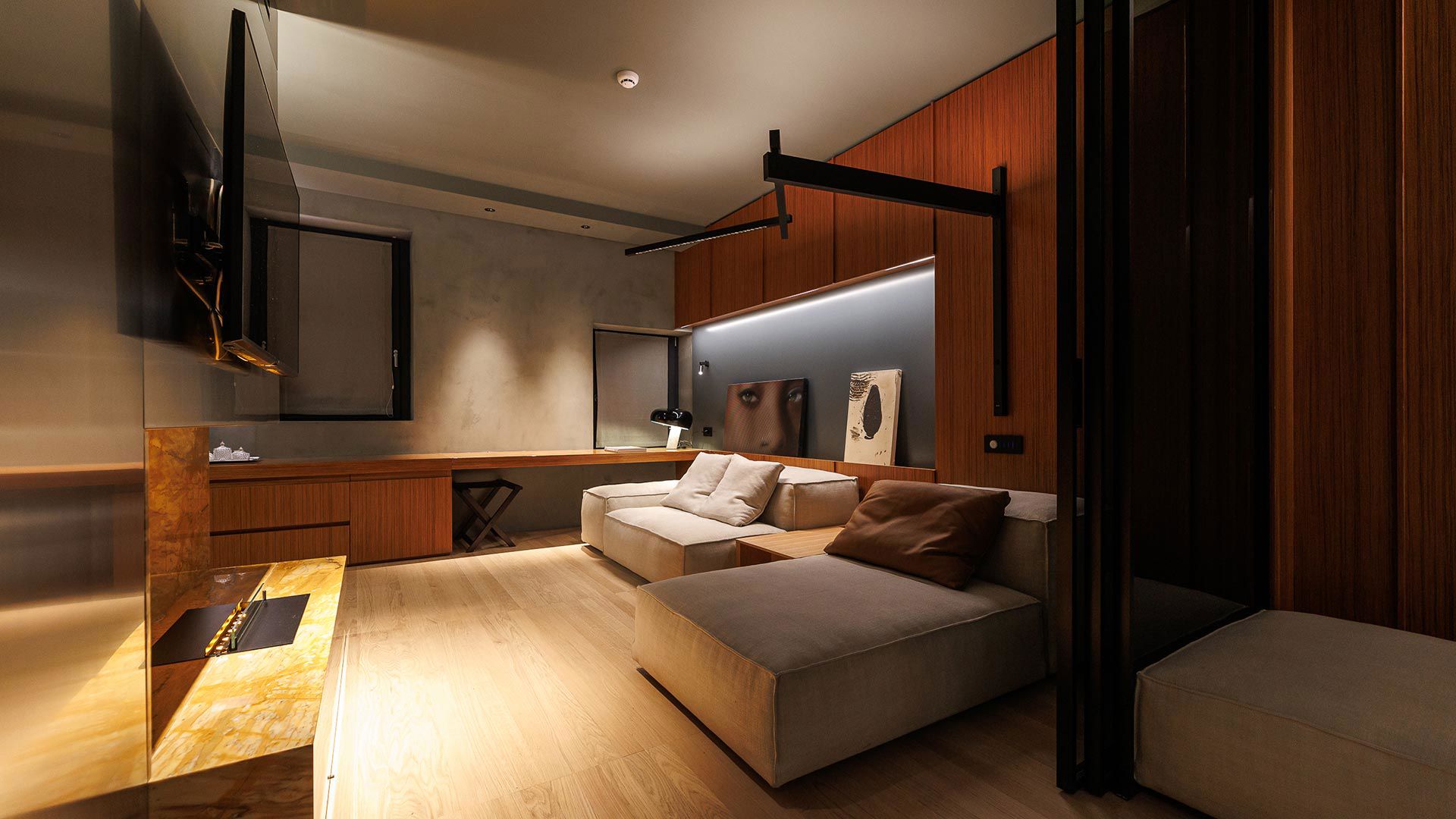 Giallo Siena Suite 2