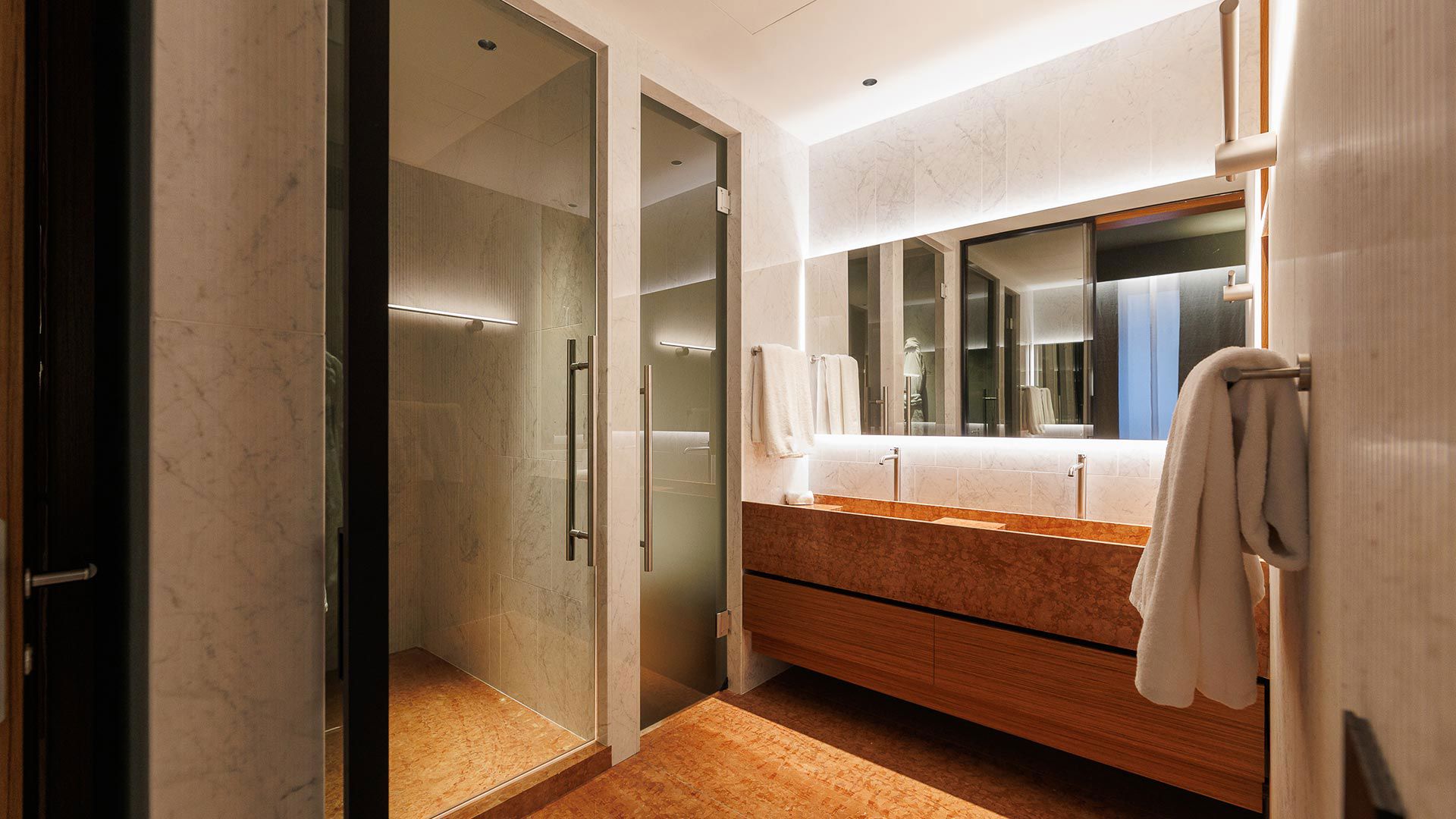 Rosso Verona Suite 5