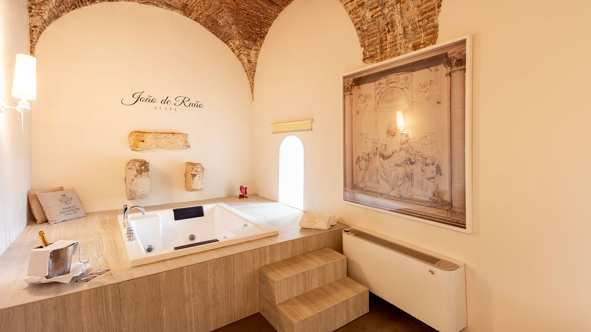 João de Ruão Suite 1