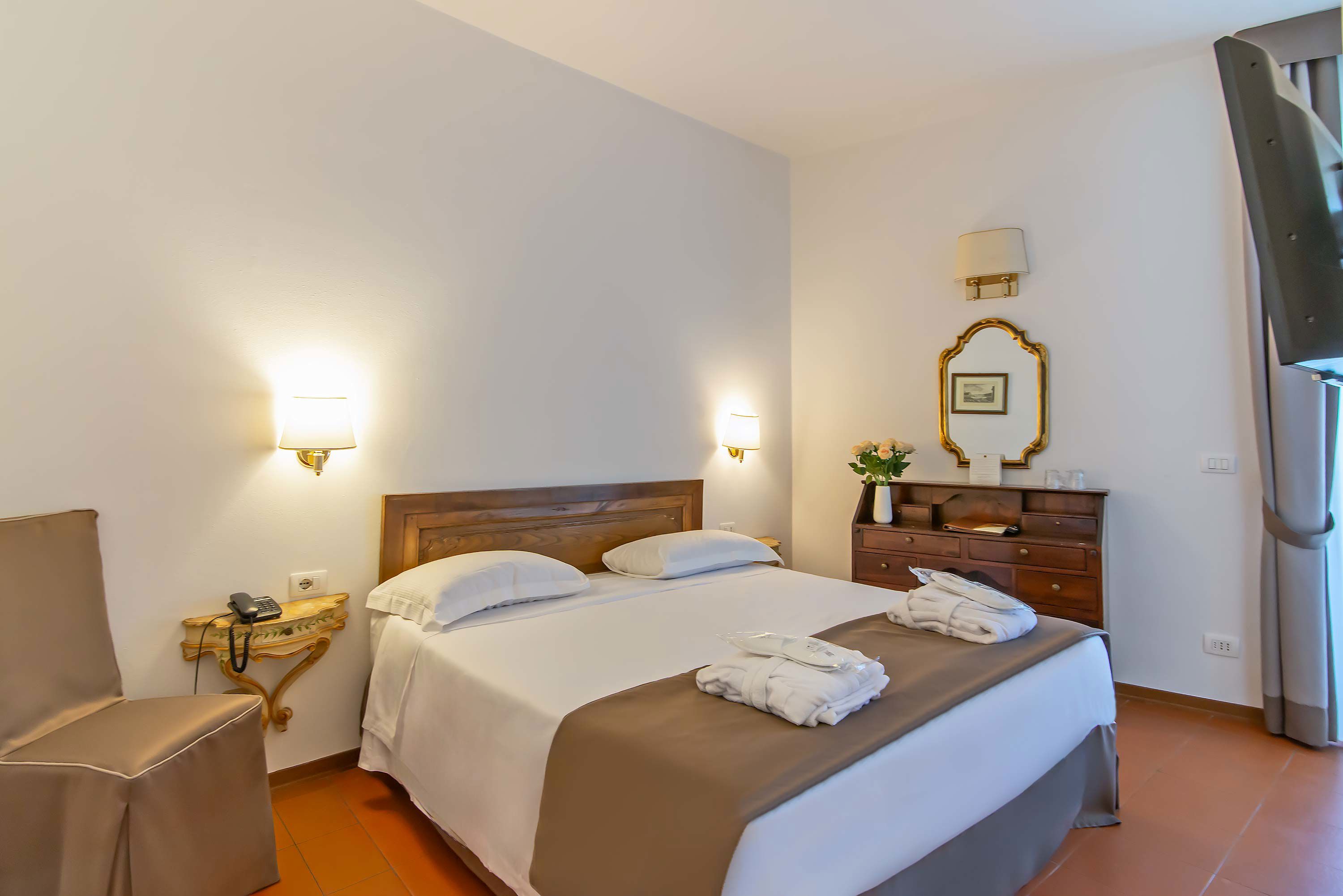 Comfort with Terrace 5