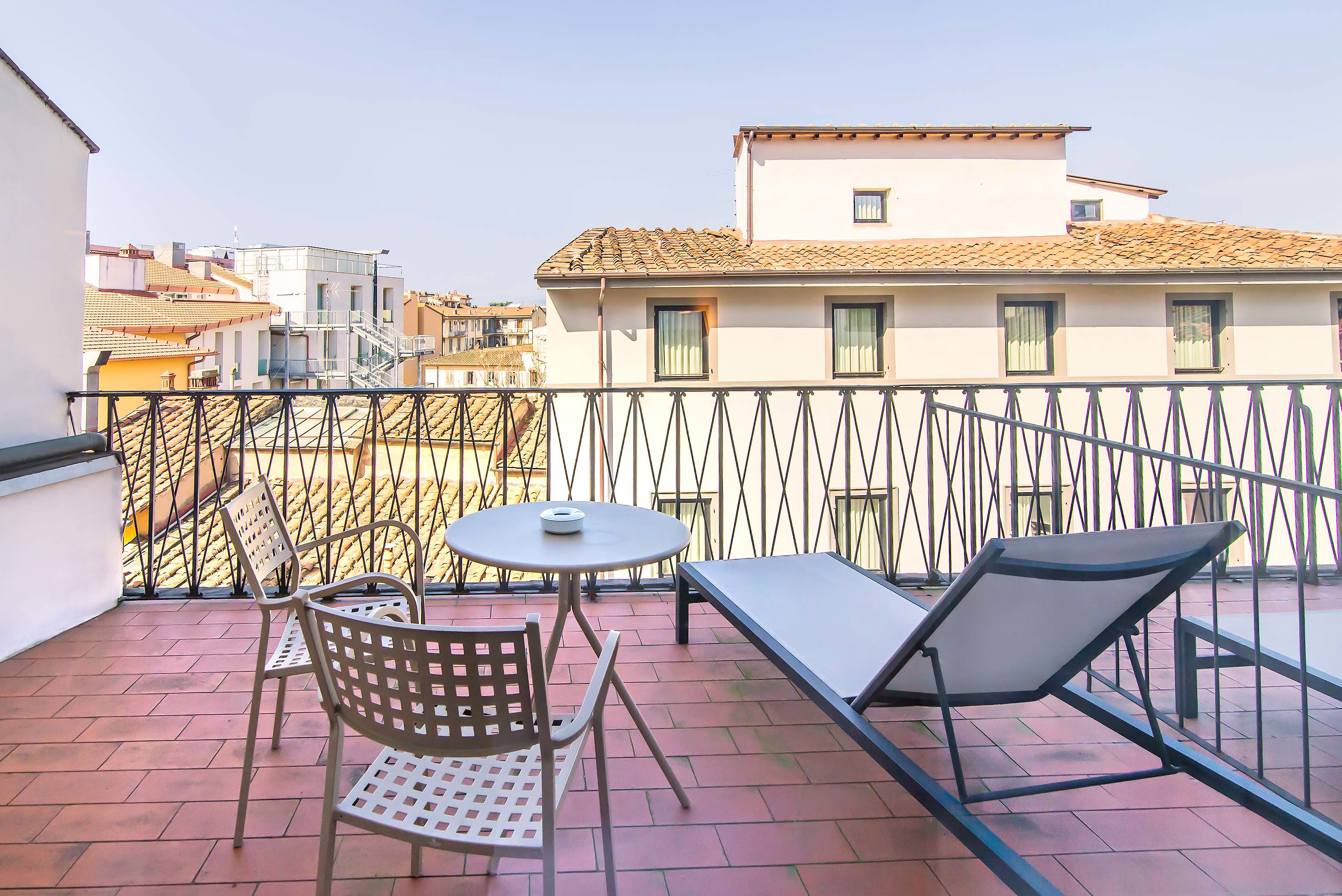 Comfort with Terrace 14