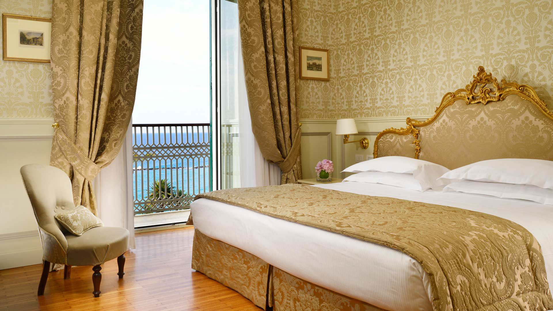Exclusive Queen Suite 6