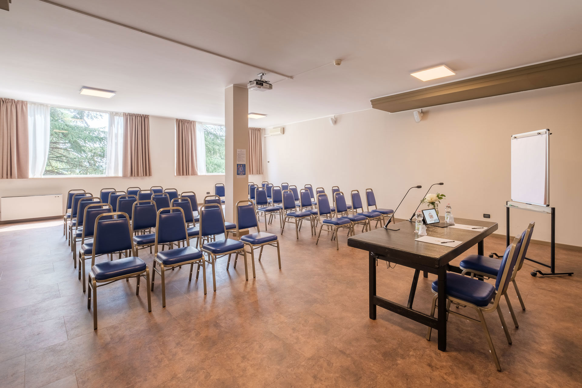 Sale meeting 6