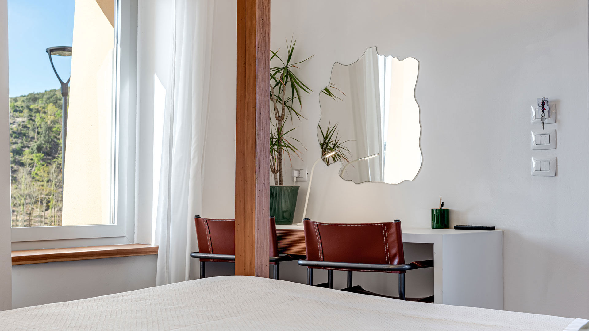 Classic Room with a hill view 3