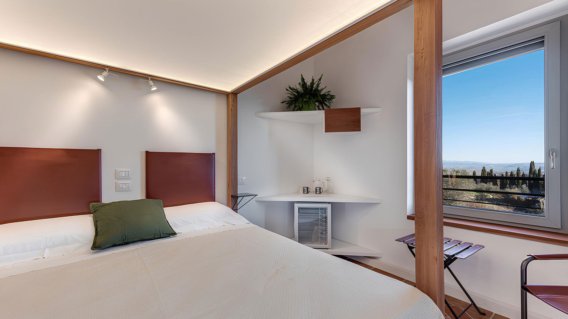 Classic Room with a hill view 6