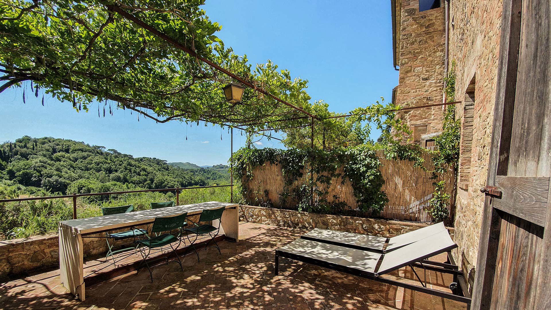 Two bedrooms apartment - Tower 5