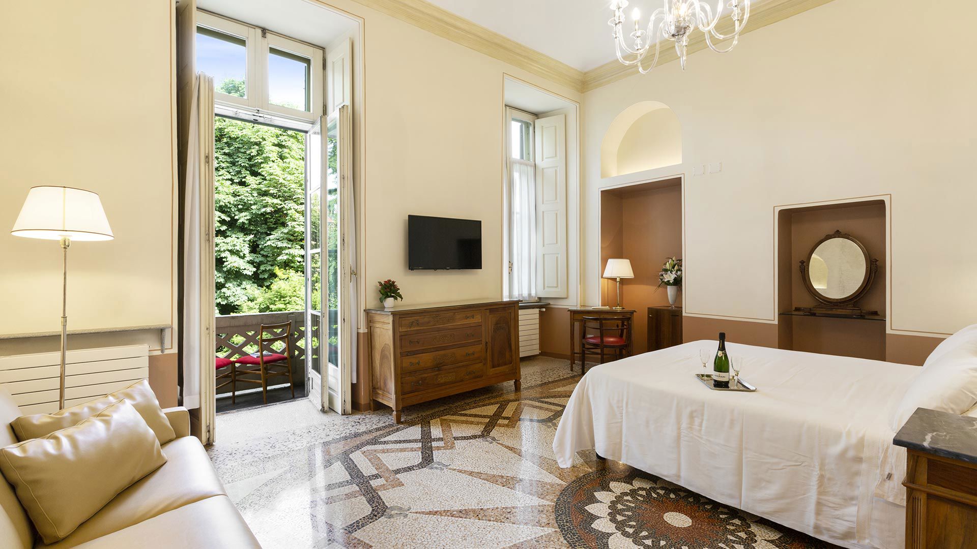 Hotel Roma e Rocca Cavour