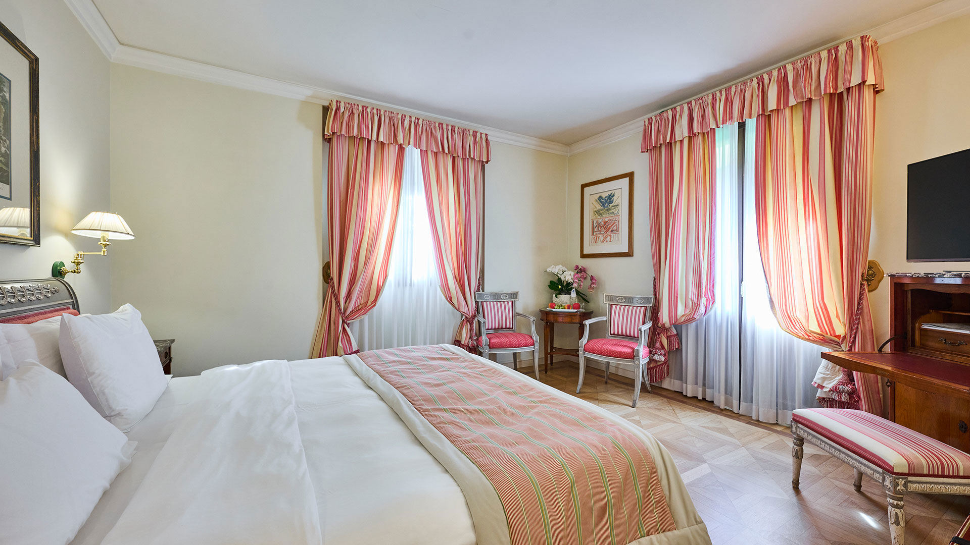 Chambres & Suites 12