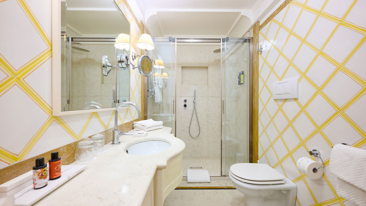 Superior Room with park view 7