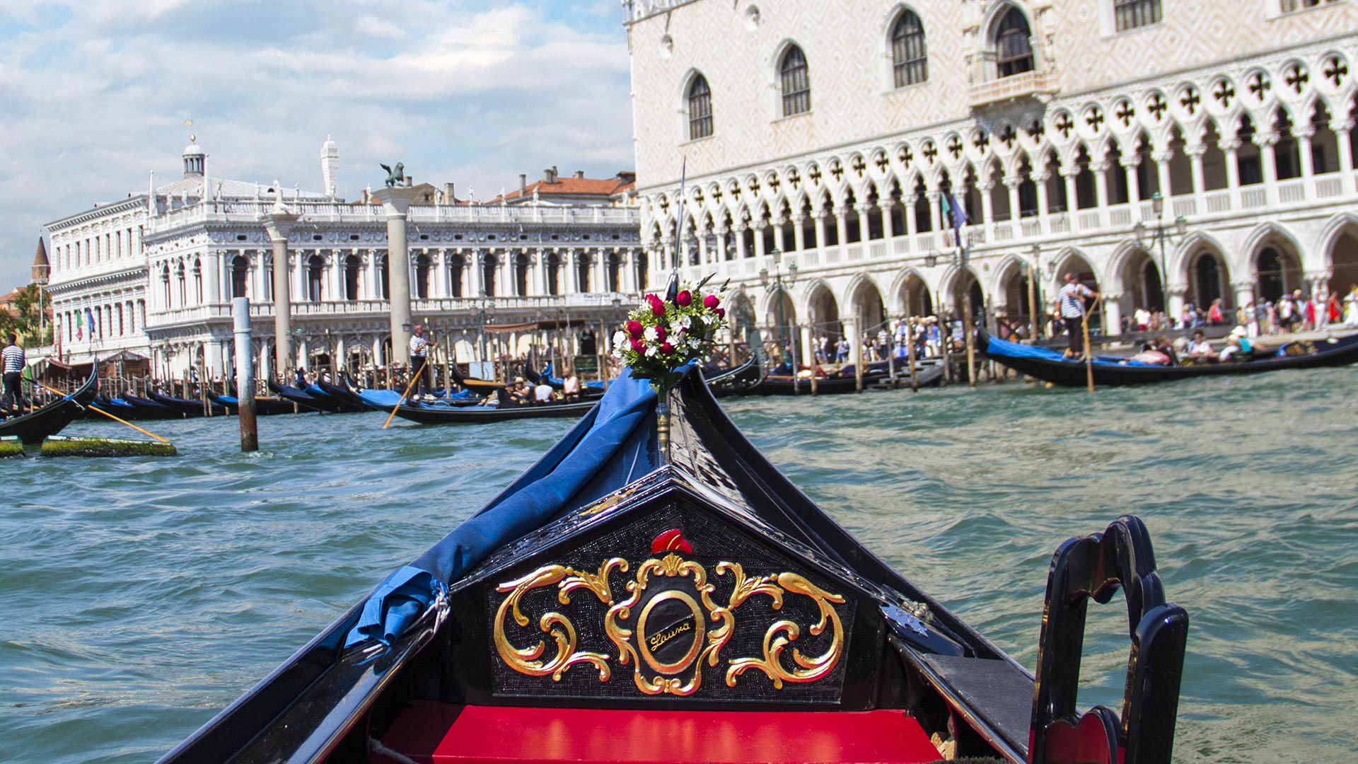 Scopri Venezia in gondola 2