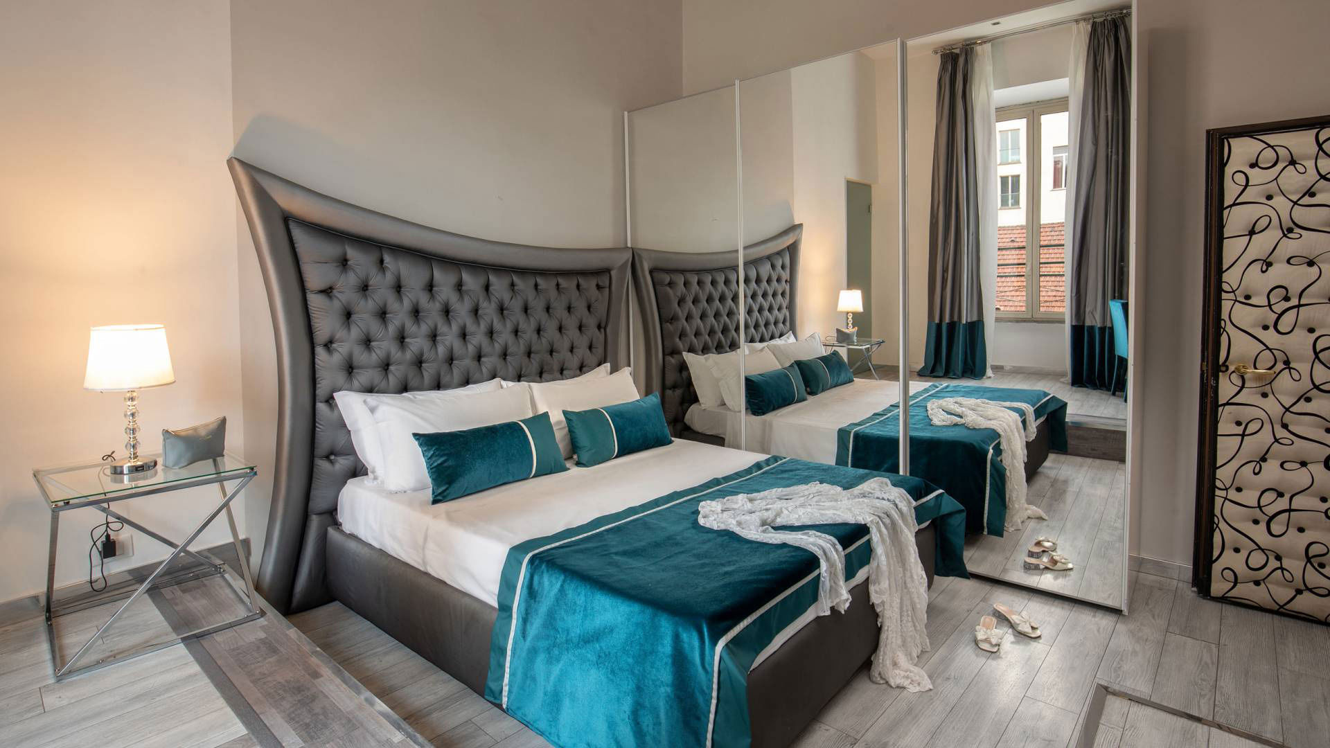 Camera Matrimoniale Superior con Jacuzzi 2