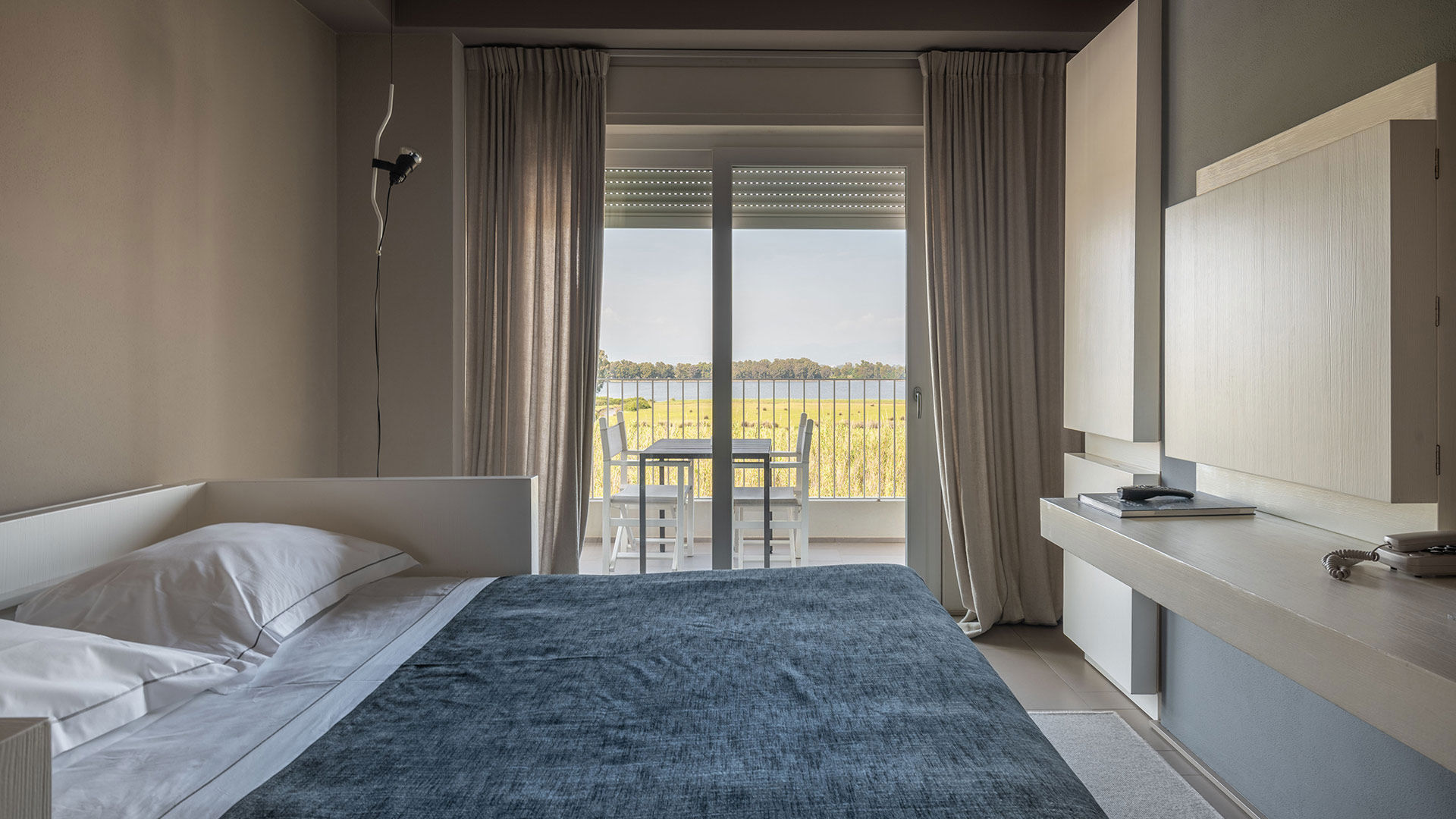 Junior Suite vista lago e vista mare 3