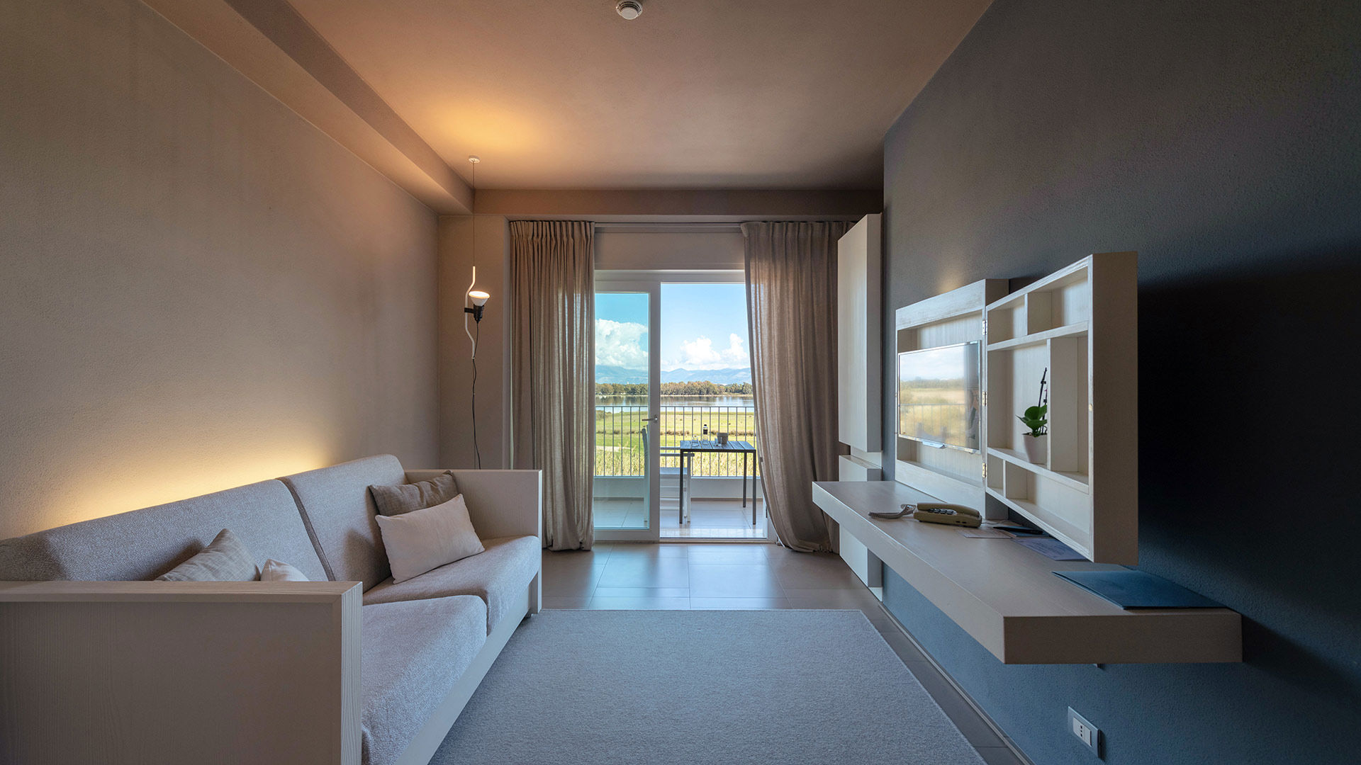 Junior Suite vista lago e vista mare 2