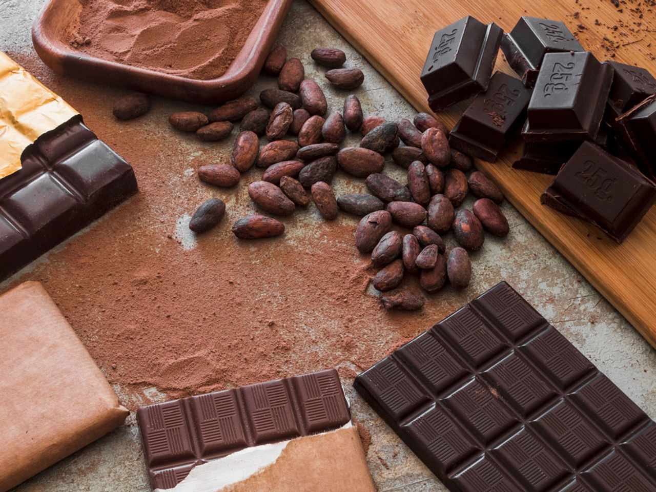 Discover real chocolate from cocoa to bar!