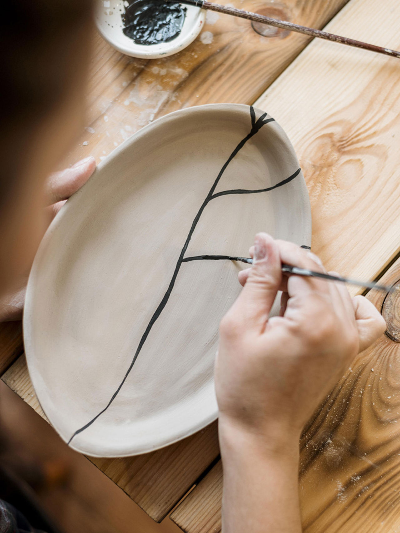 Make your own tray with recycled materials