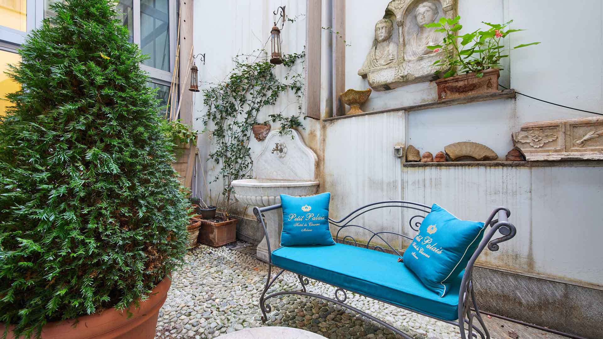 Petit Palais Hotel de Charme - Nestled in the heart of Milan