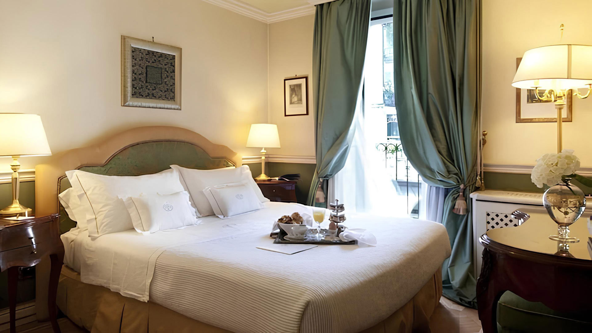 Junior Suite Lodovica - Arredi originali e raffinati dettagli artistici