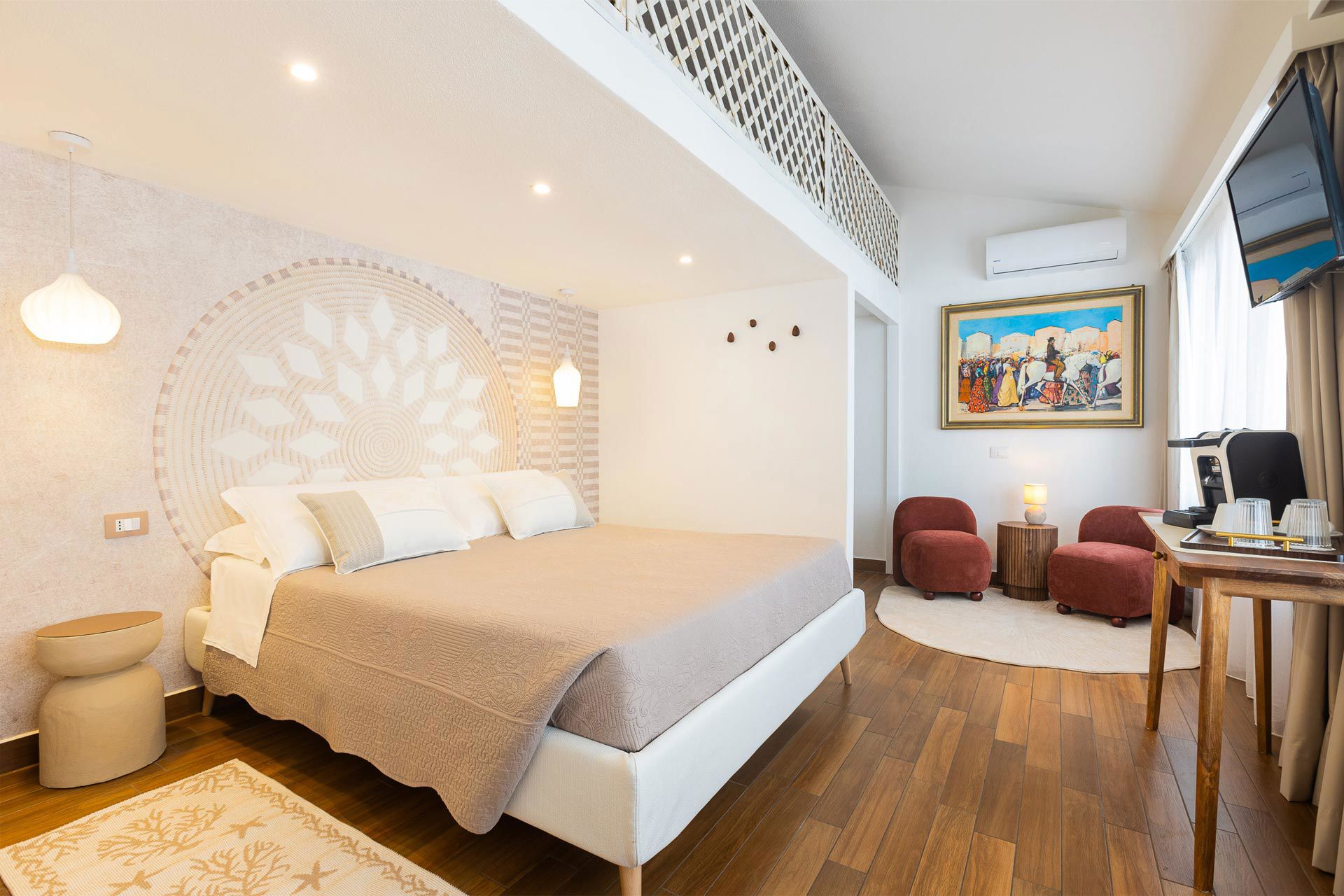 Rooms & Suites 8