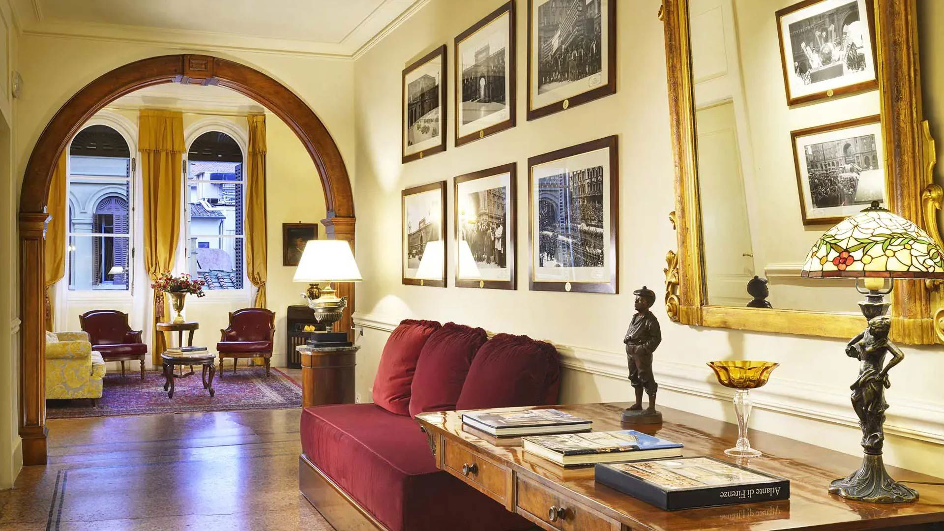 VISIT THE NEAR UFFIZI DURING YOUR STAY AT HOTEL PENDINI