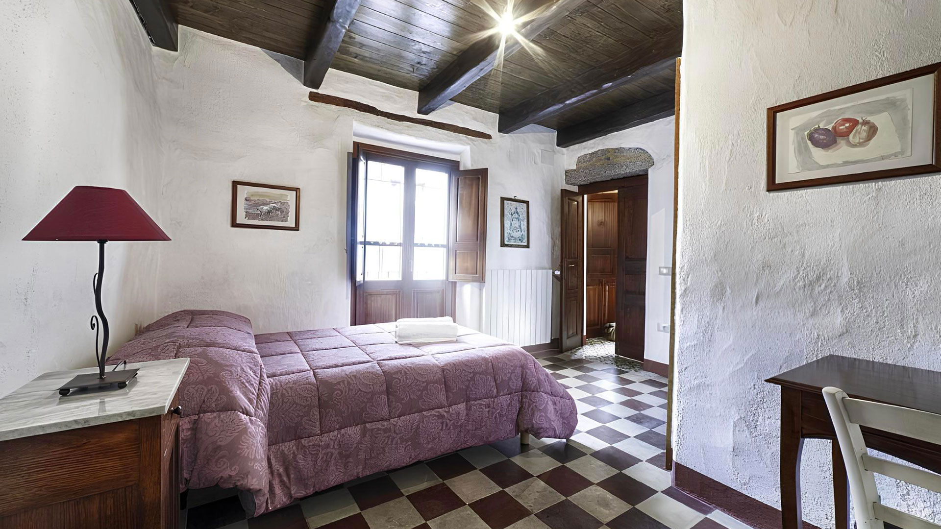 Thia Mallena 1