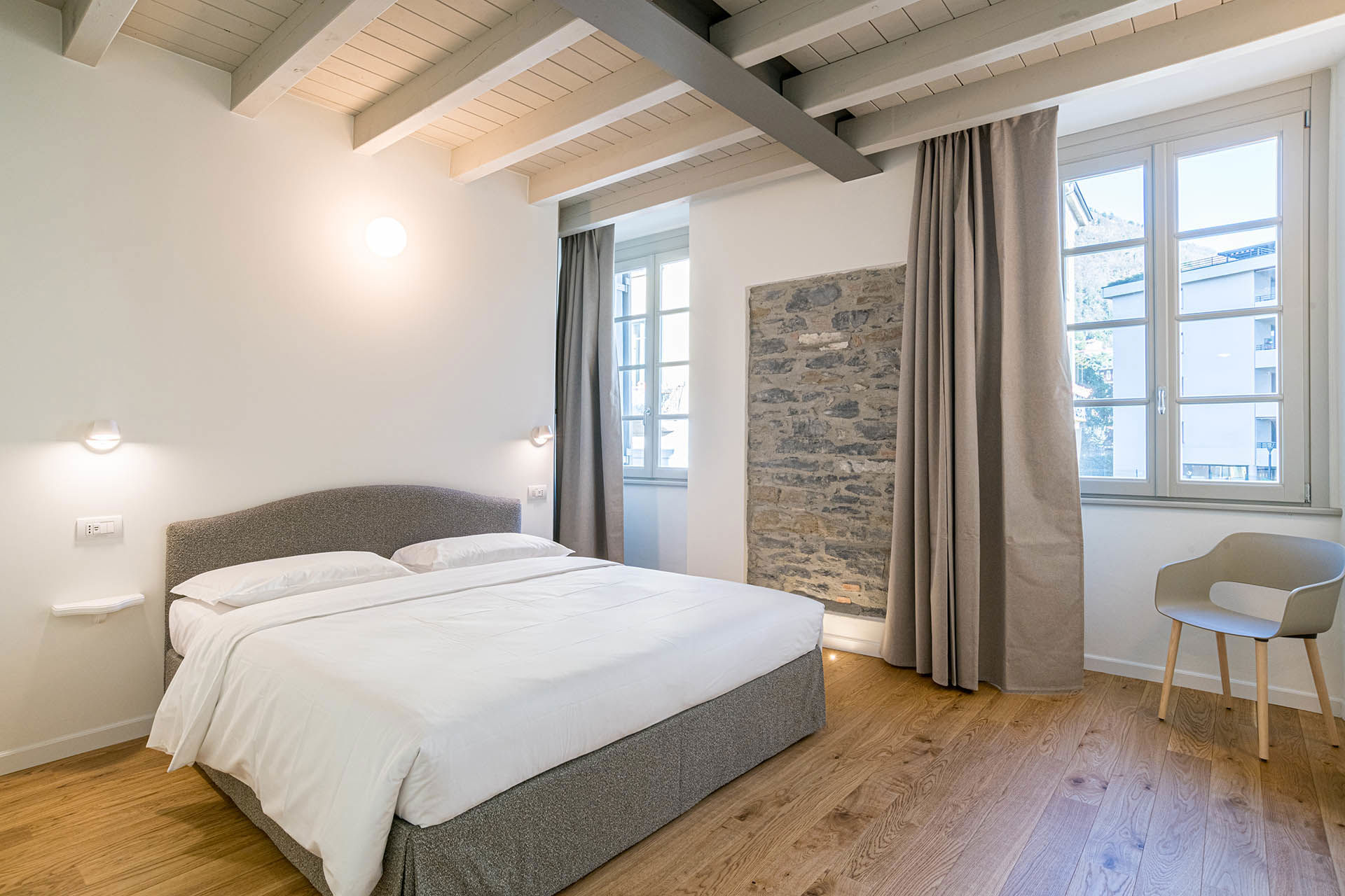 Deluxe Apartment 5