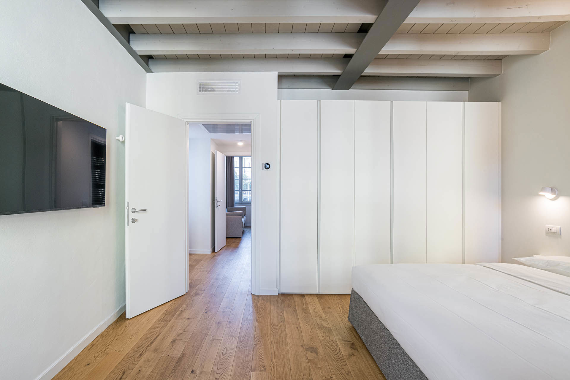 Deluxe Apartment 1