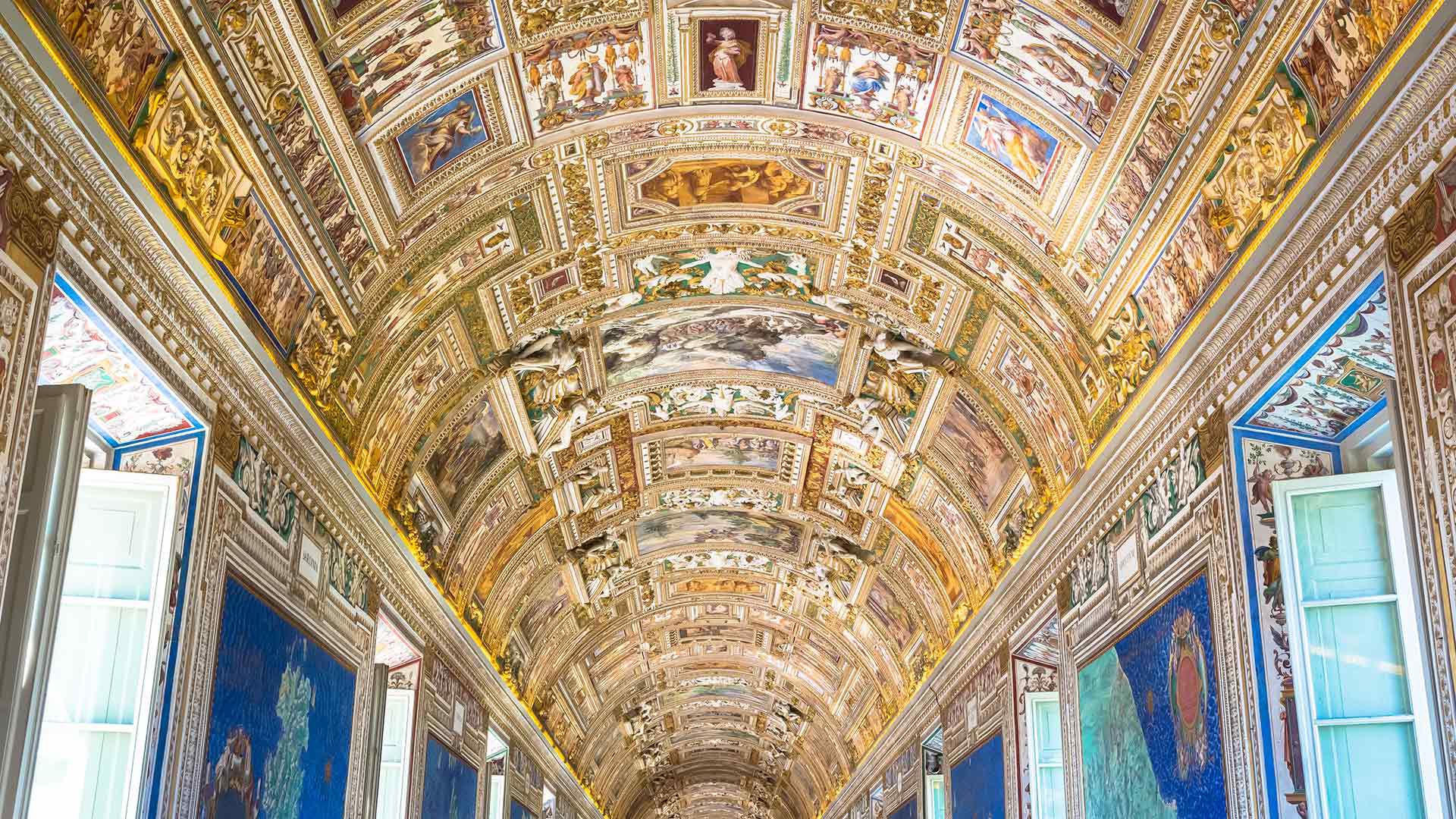 top/1920-pic-rome-vaticanmuseum.jpg