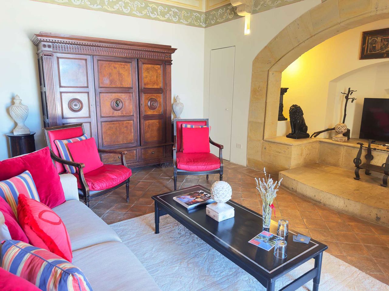 Suite con tre camere da letto con terrazza e piscina 2 Suite con tre camere da letto con terrazza e piscina 2
