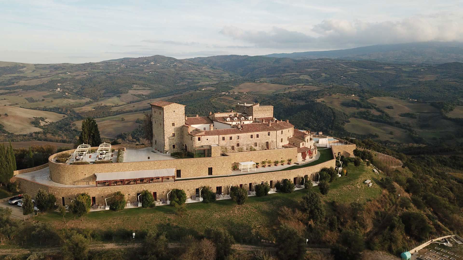 Soggiorna al Castello di Velona Resort a Montalcino in Val d'Orcia 8