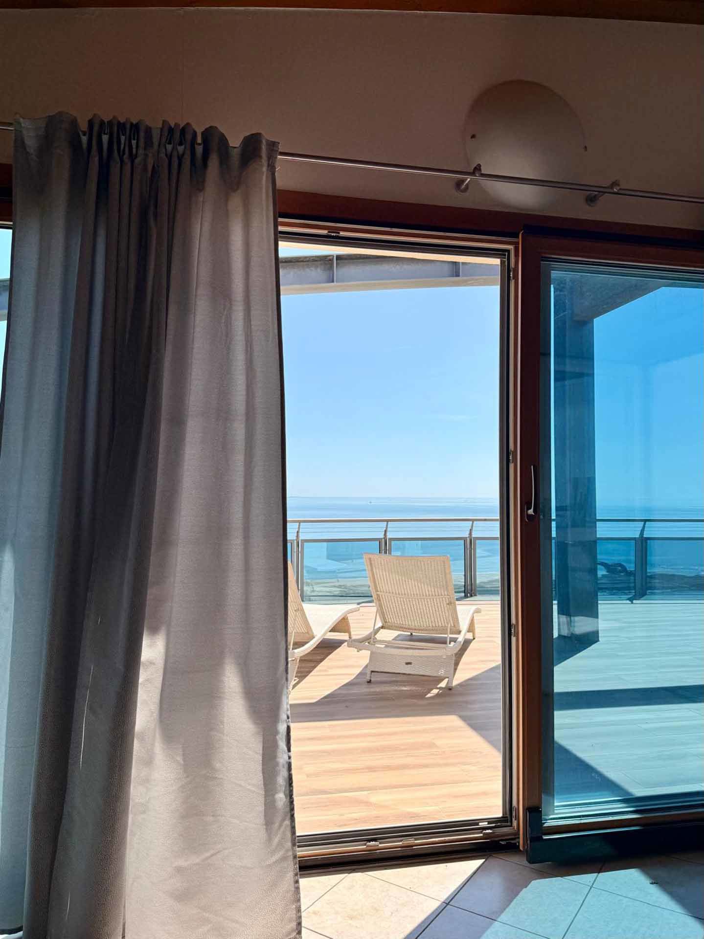 Sun Beach Penthouse 3