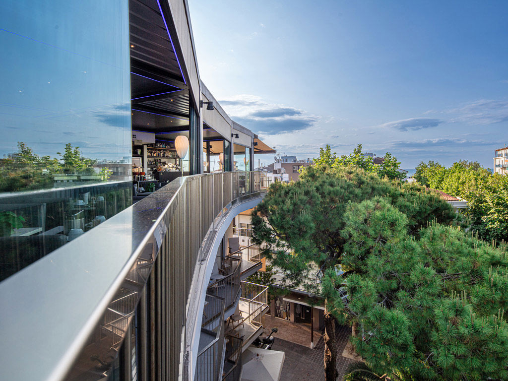 Monaco Suites Hotel 5