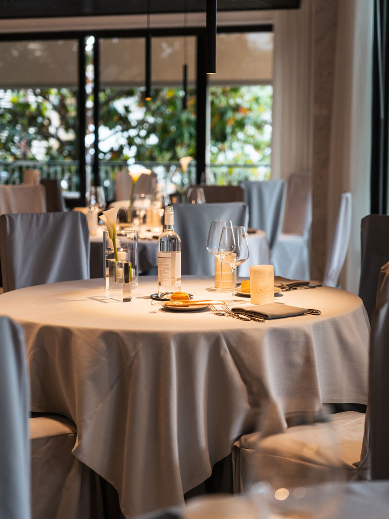 Monaco Suites Hotel 5
