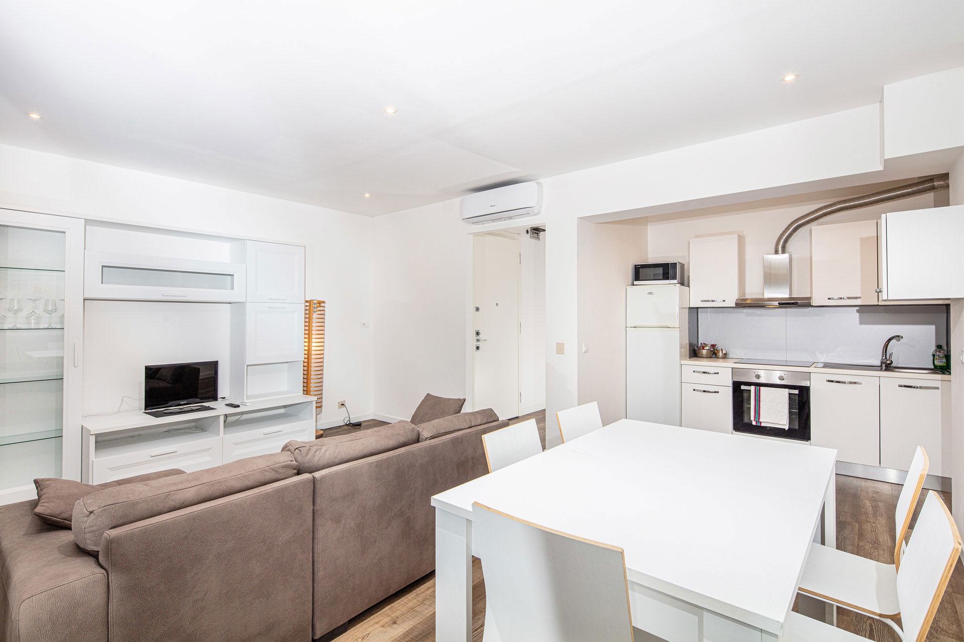 Monaco Apartments 4