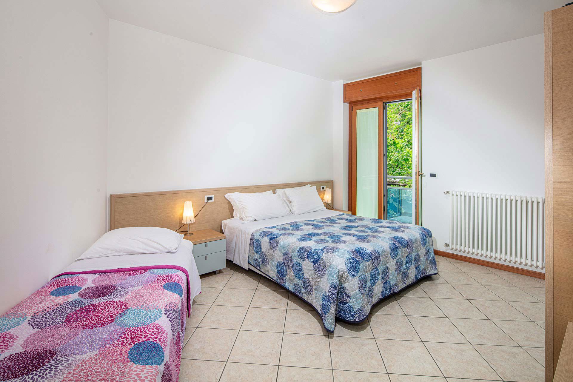 Sun Beach Apartment 5