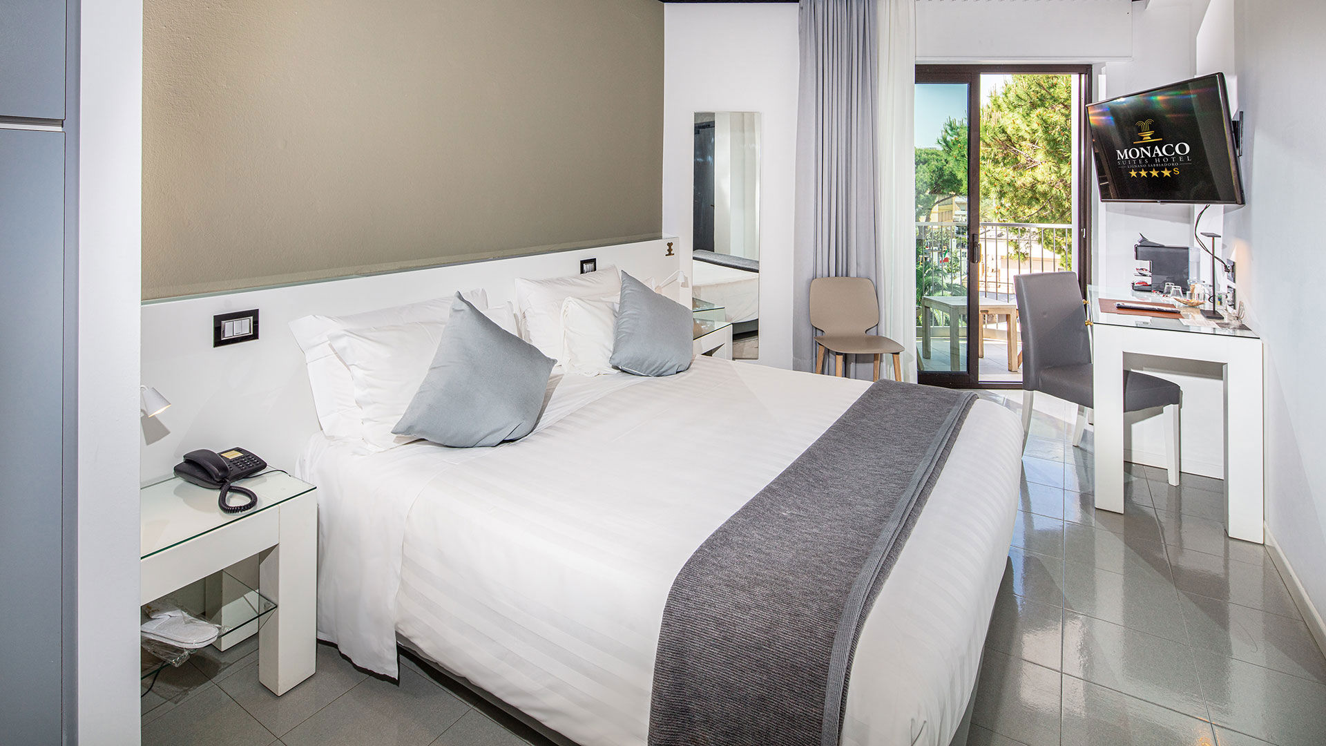 Superior Room 2