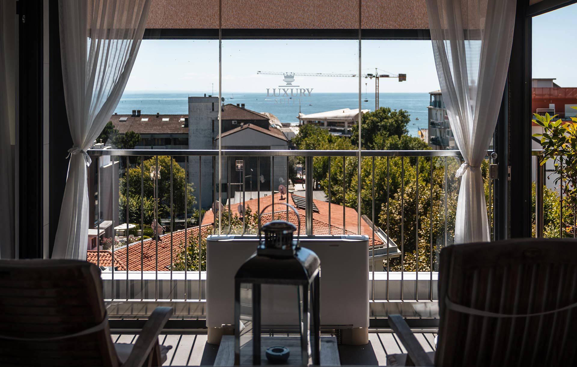 Luxury Suite 2