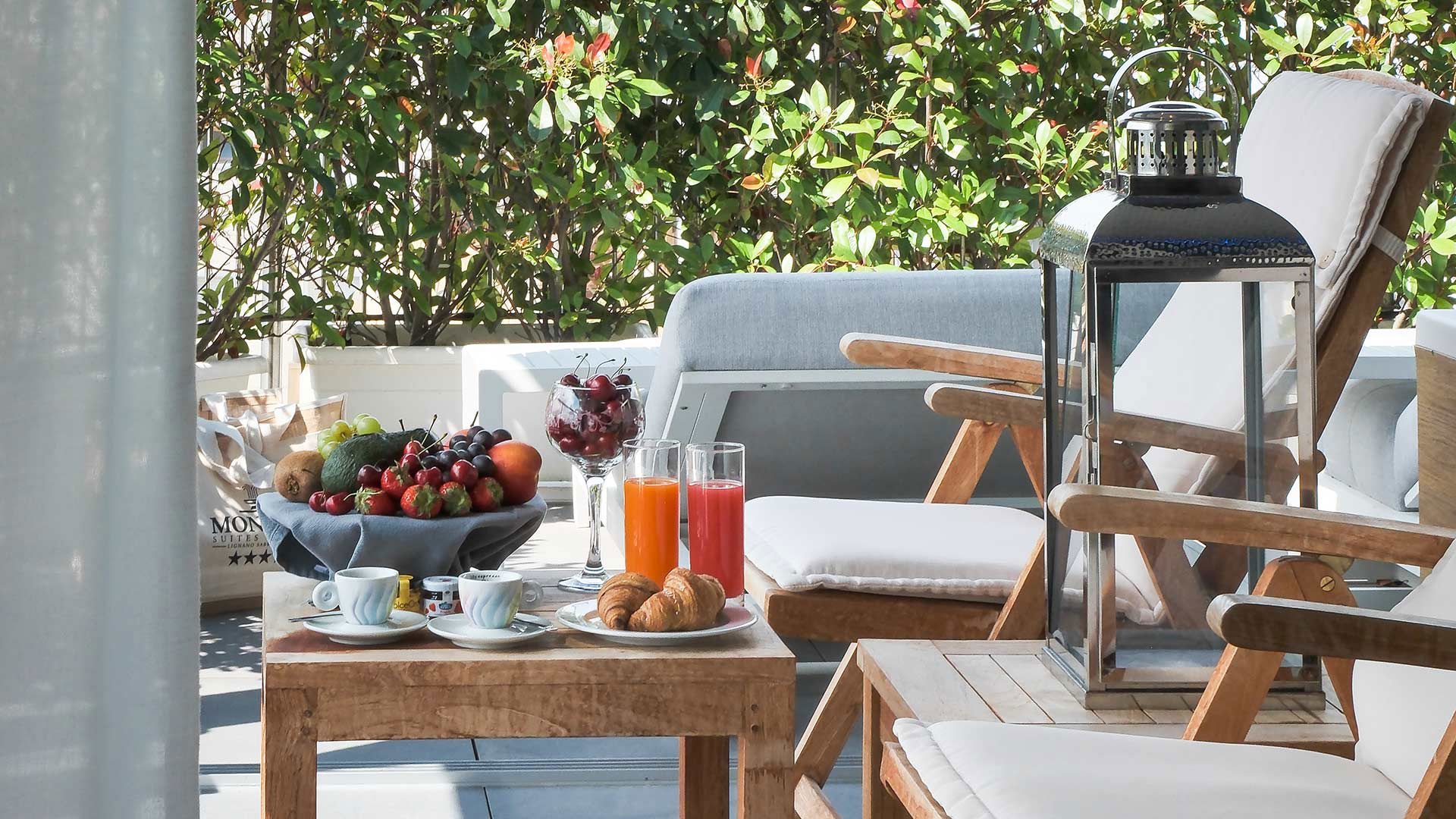 Monaco Suites Hotel 2