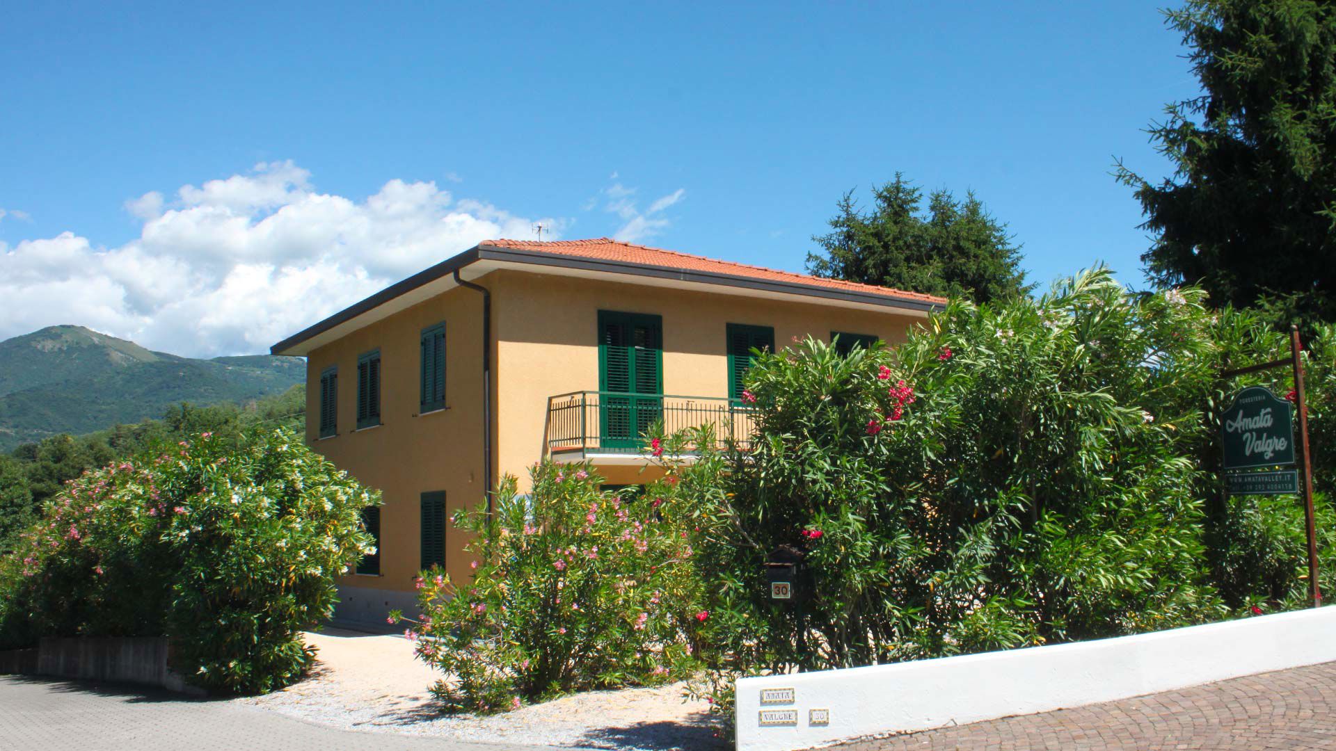 Amata Valley 3