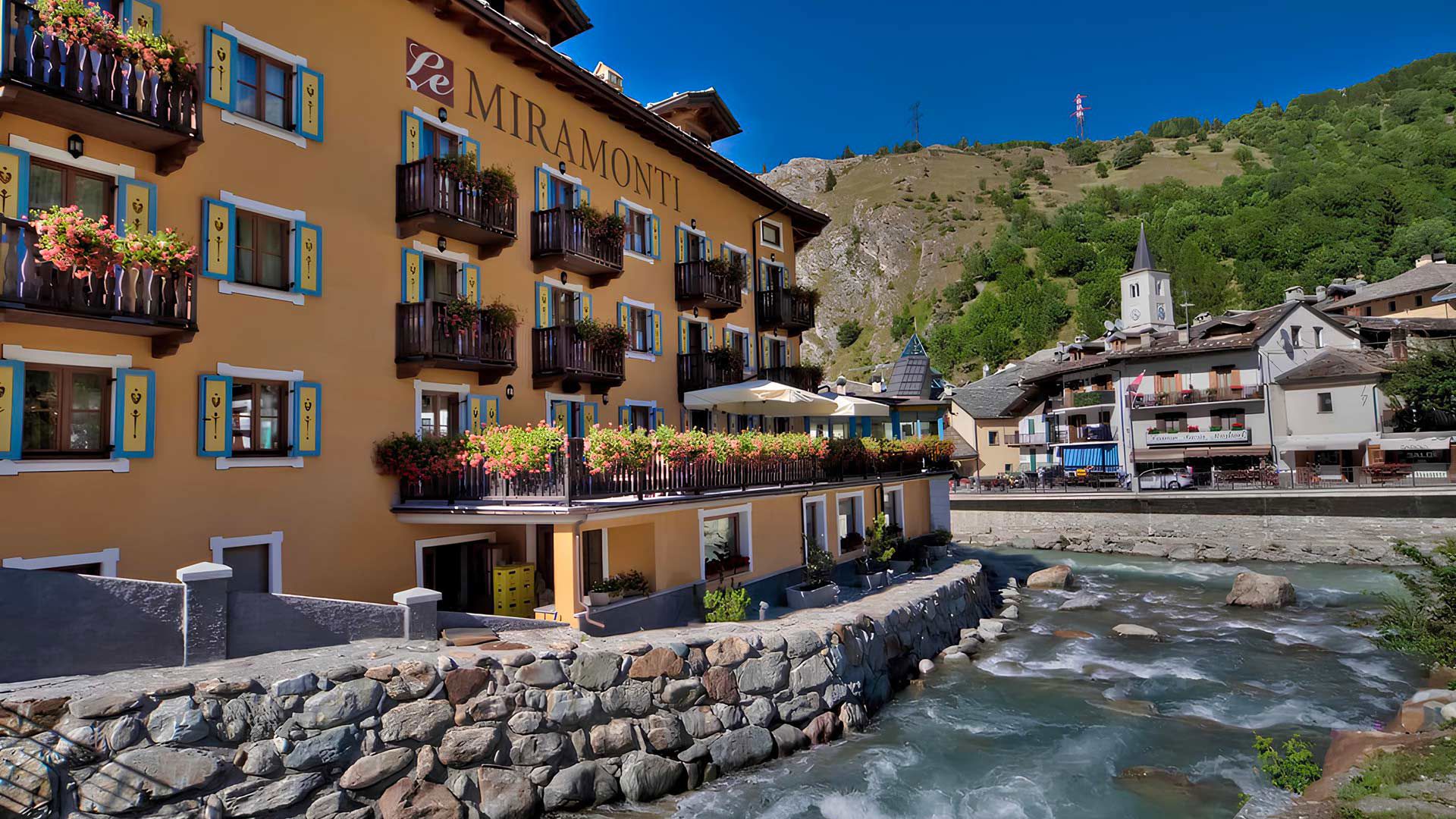 LE MIRAMONTI Alpine Hotel 1