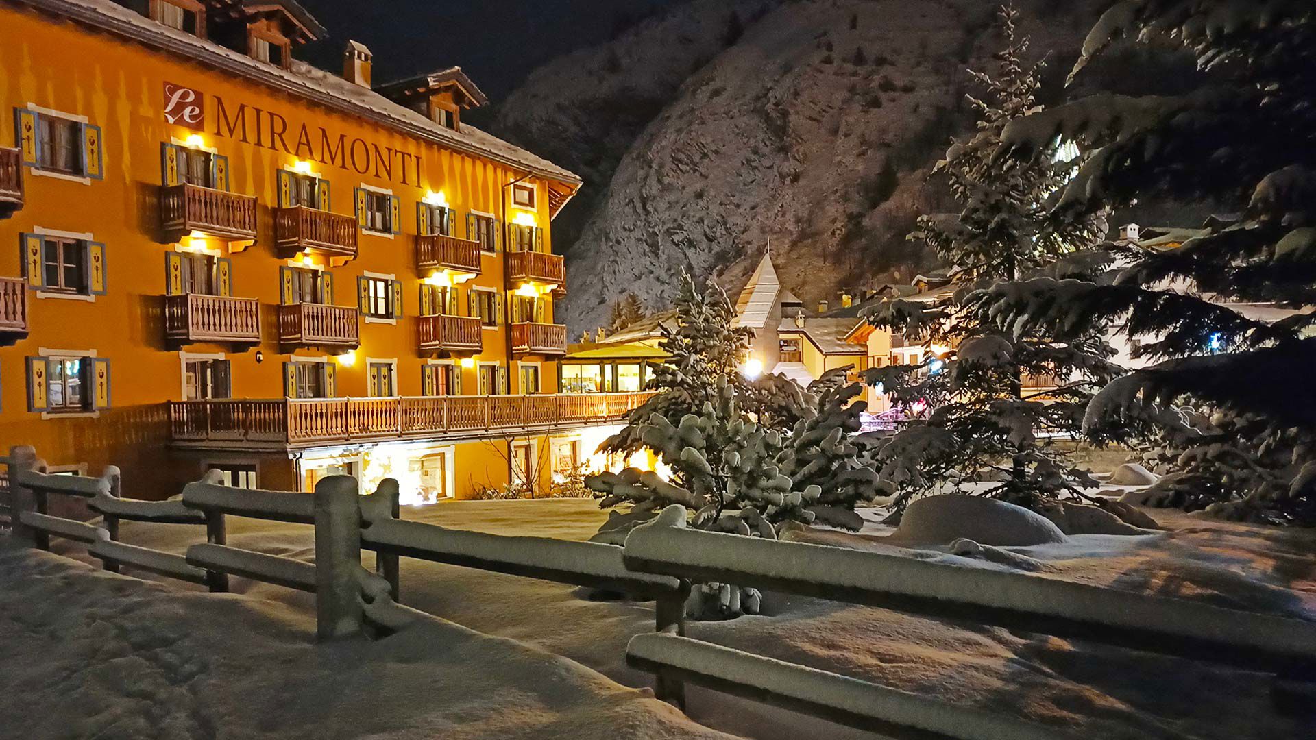 LE MIRAMONTI Alpine Hotel 1