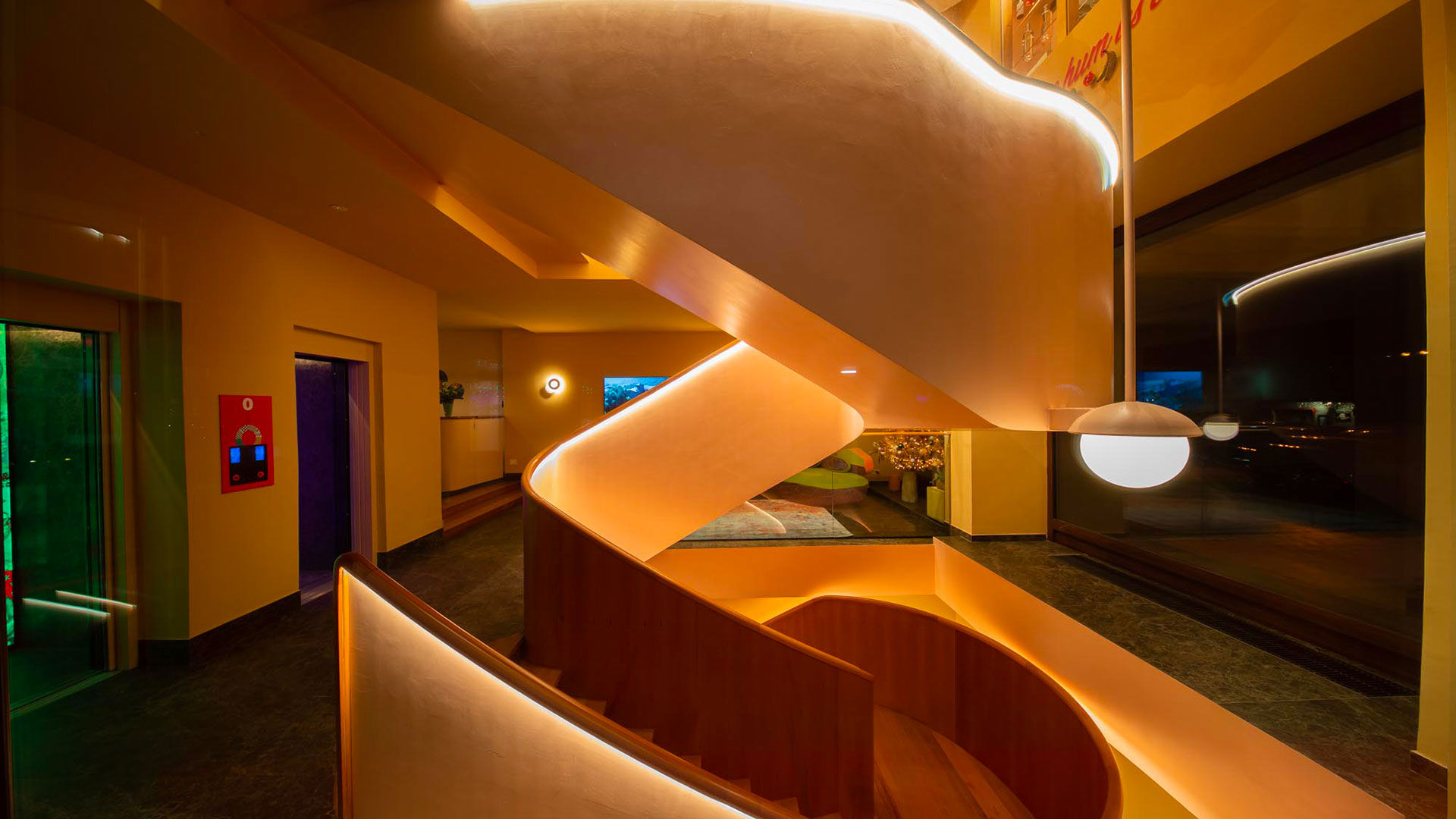 OMAMA Social Hotel 1