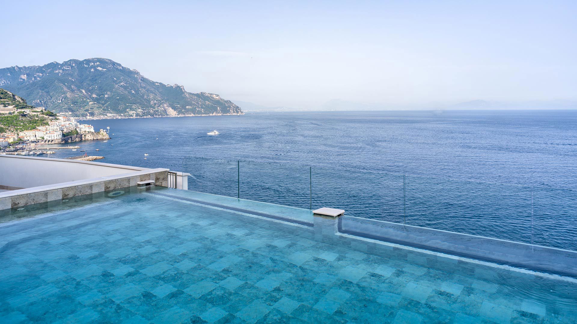 piscina/hotel-tipografo-amalfi-piscina-4.jpg