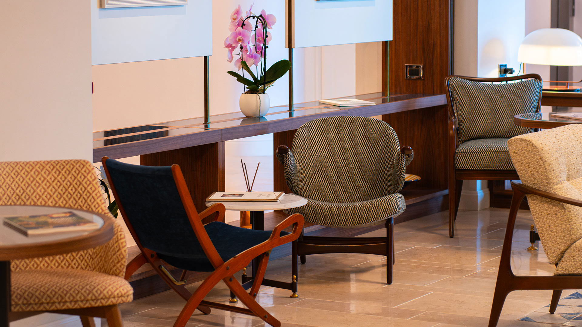 Hotel 7