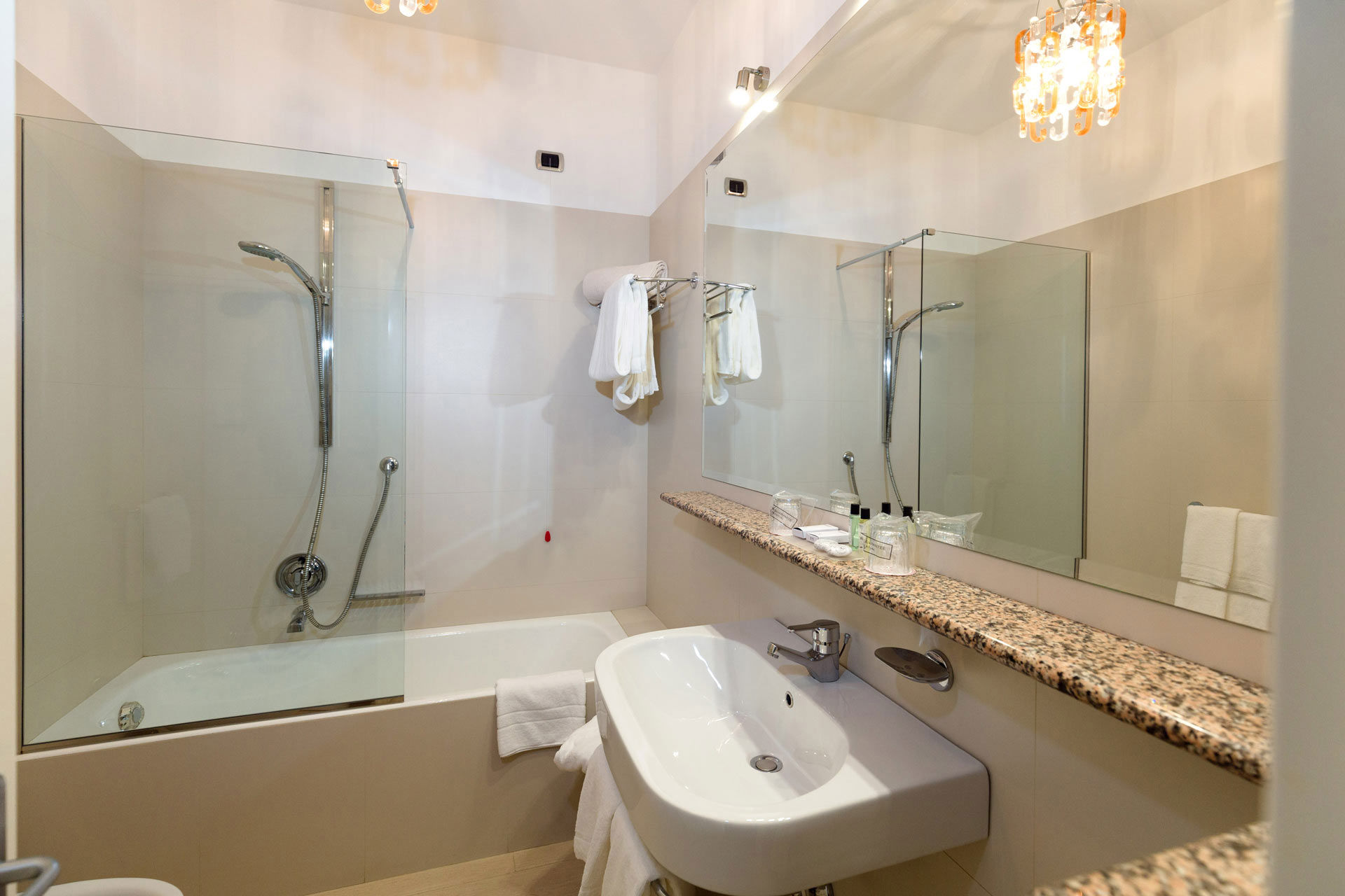 Standard Zimmer - Seite Seeblick, Top floor