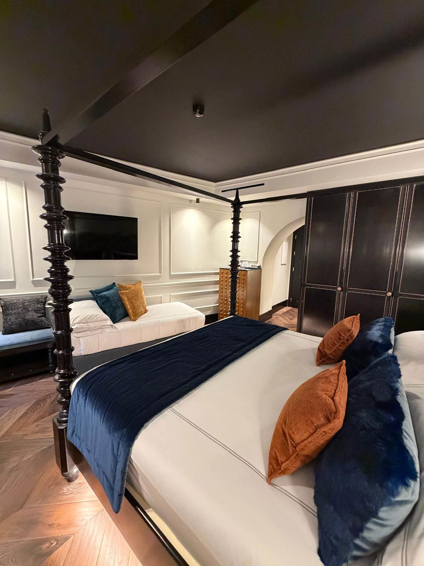 Argentum Boutique Hotel 9