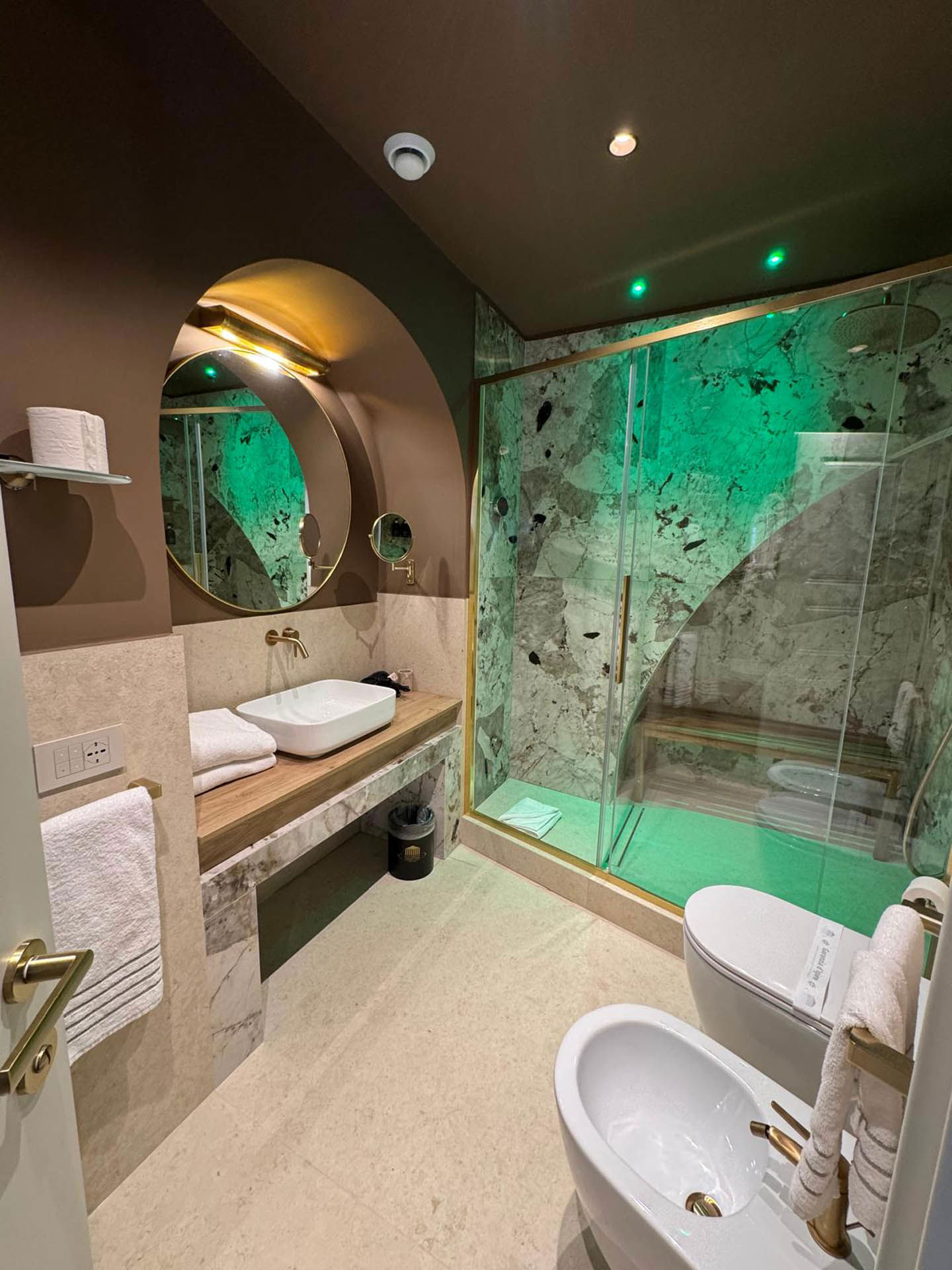 Argentum Boutique Hotel 8