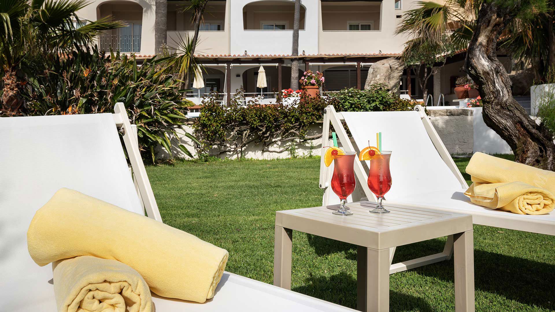Bar & Restaurant  - Ambiente am Wasser